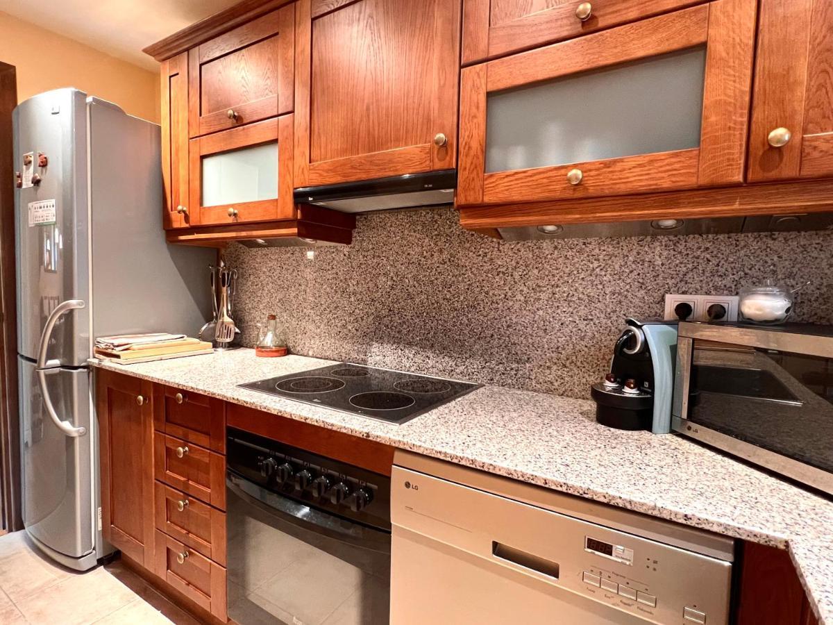 Apartament De La Vall Ferrera - L'Amfitriona Areu 外观 照片